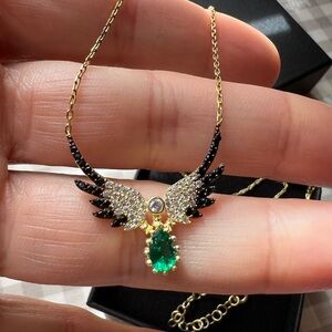 Elegant Angel Wings Pendant Necklace